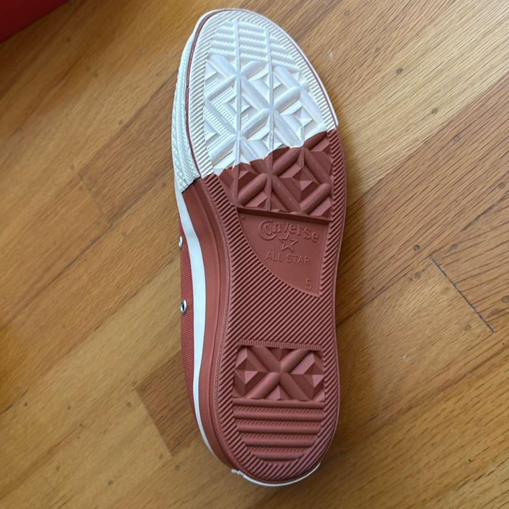 Special converse - Picture 6 of 6